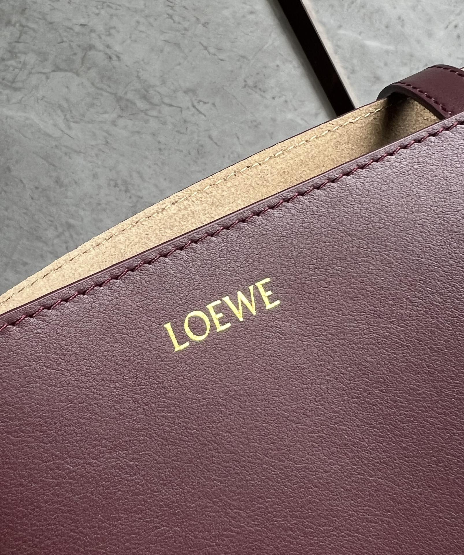 Loewe Medium Puzzle Fold Tote in Shiny Calfskin Dark Purple